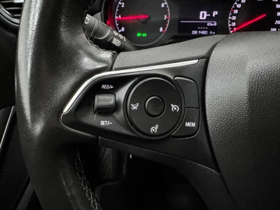 2023 Opel Crossland 10