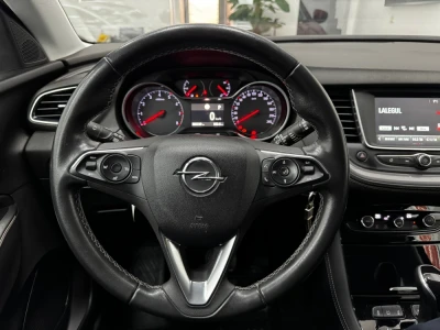 2021 Opel Grandland X 10