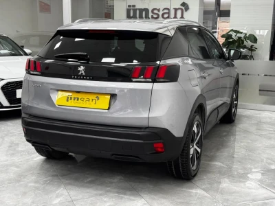 2022 Peugeot 3008 6