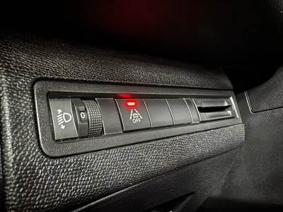 2022 Peugeot 3008 13